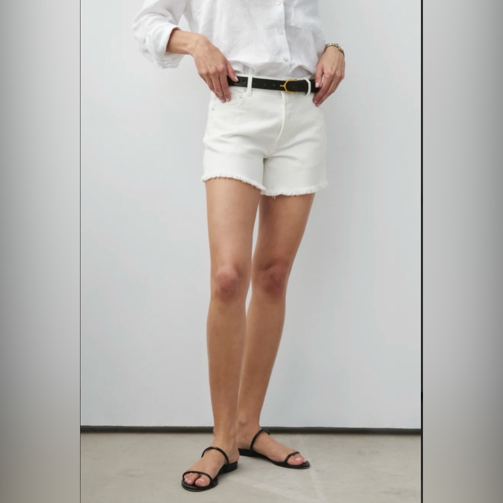 AYR The Juuust Riiight White Frayed Hem Denim Shorts Size 26